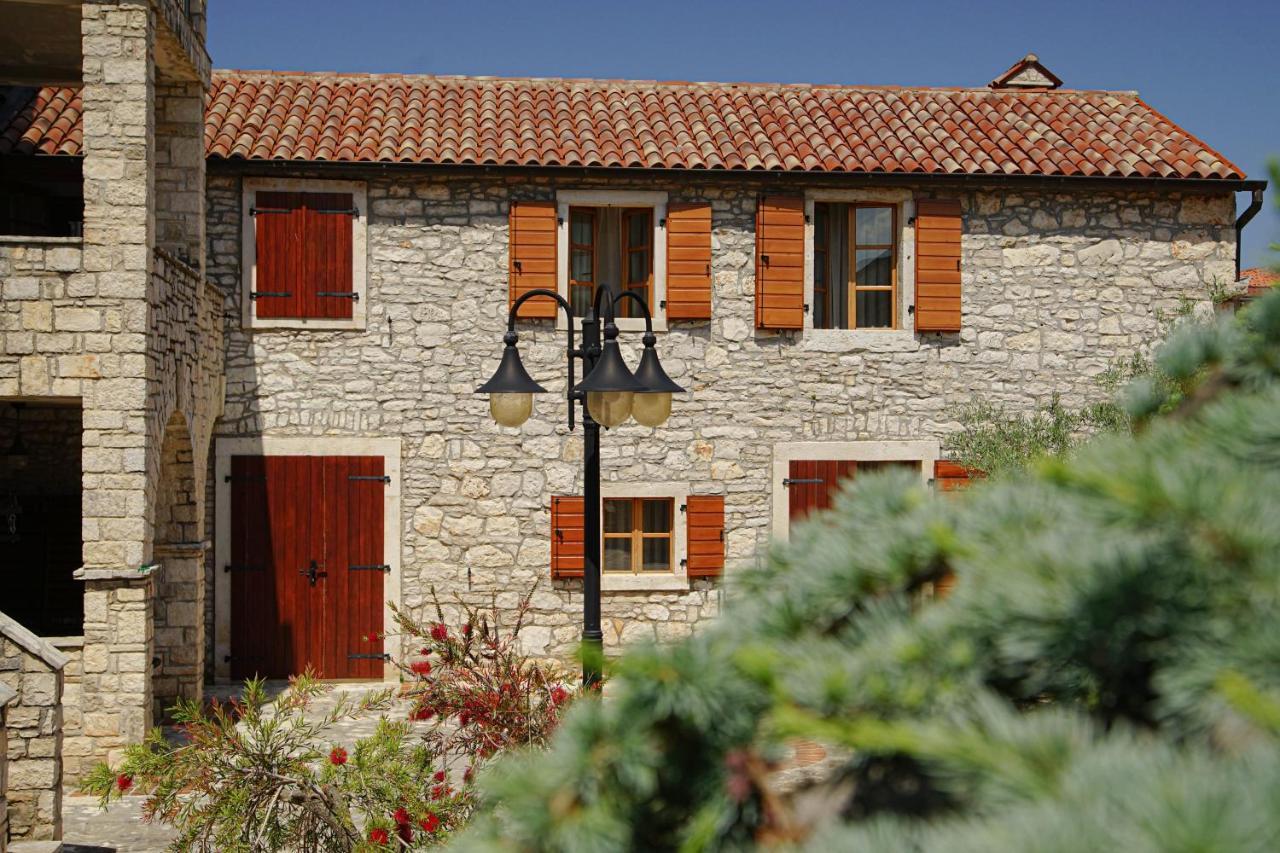 Apartments Villa Stapo Umag Exteriör bild