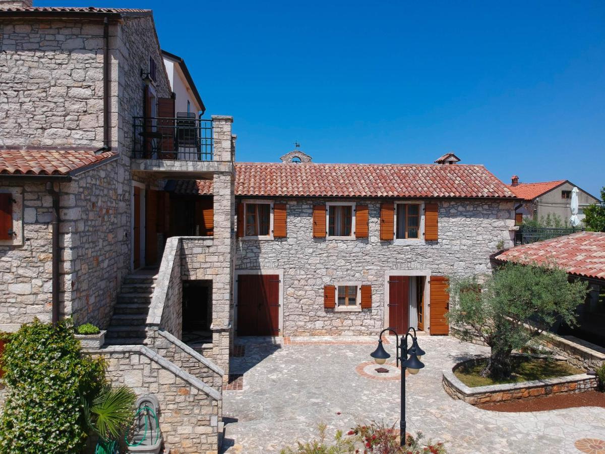 Apartments Villa Stapo Umag Exteriör bild