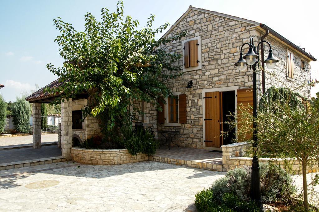 Apartments Villa Stapo Umag Exteriör bild